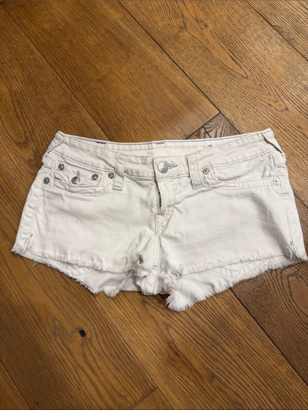 True Religion White Frayed Hem Denim Shortie 29